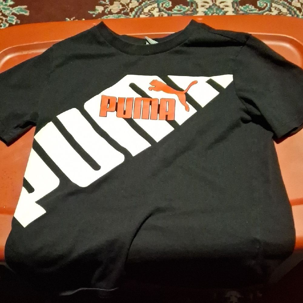 Puma Kids Tee with Red and White Logo (Chi120)